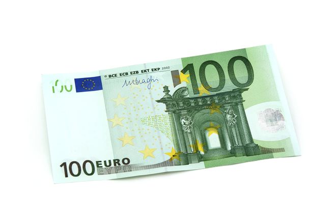 100 euros